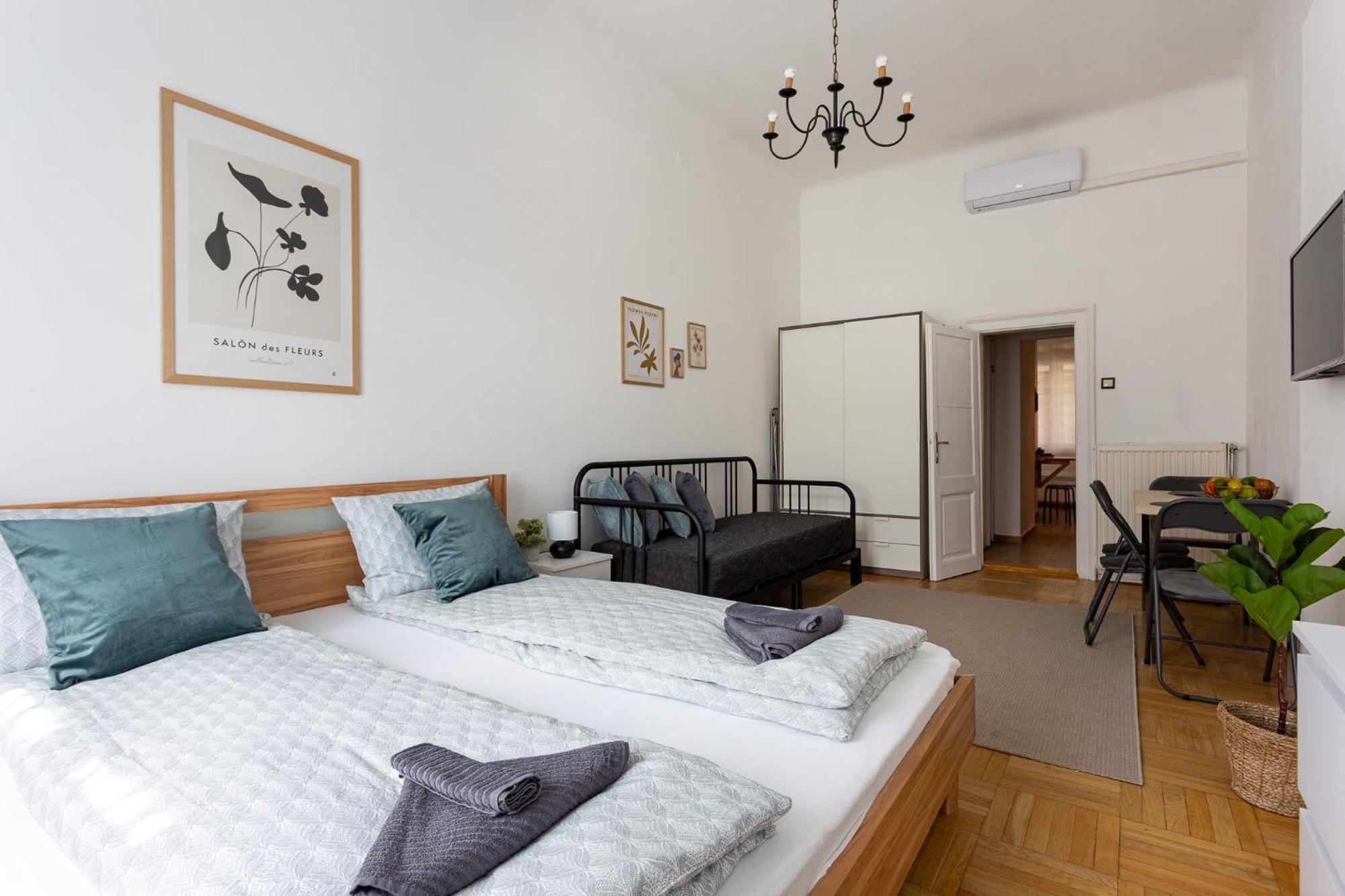Urania Apartments Budapest Exterior photo